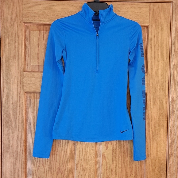Nike Tops - Nike Dri Fit Half Zip
